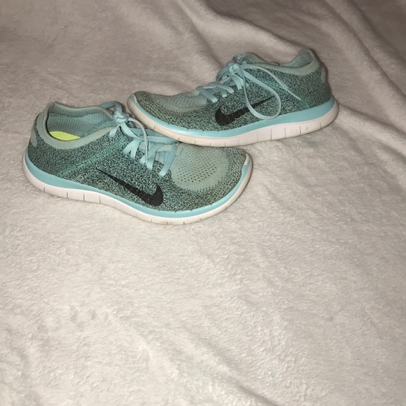 Nike Free 4.0 Flyknit Running Shoes - Picture 1 of 3